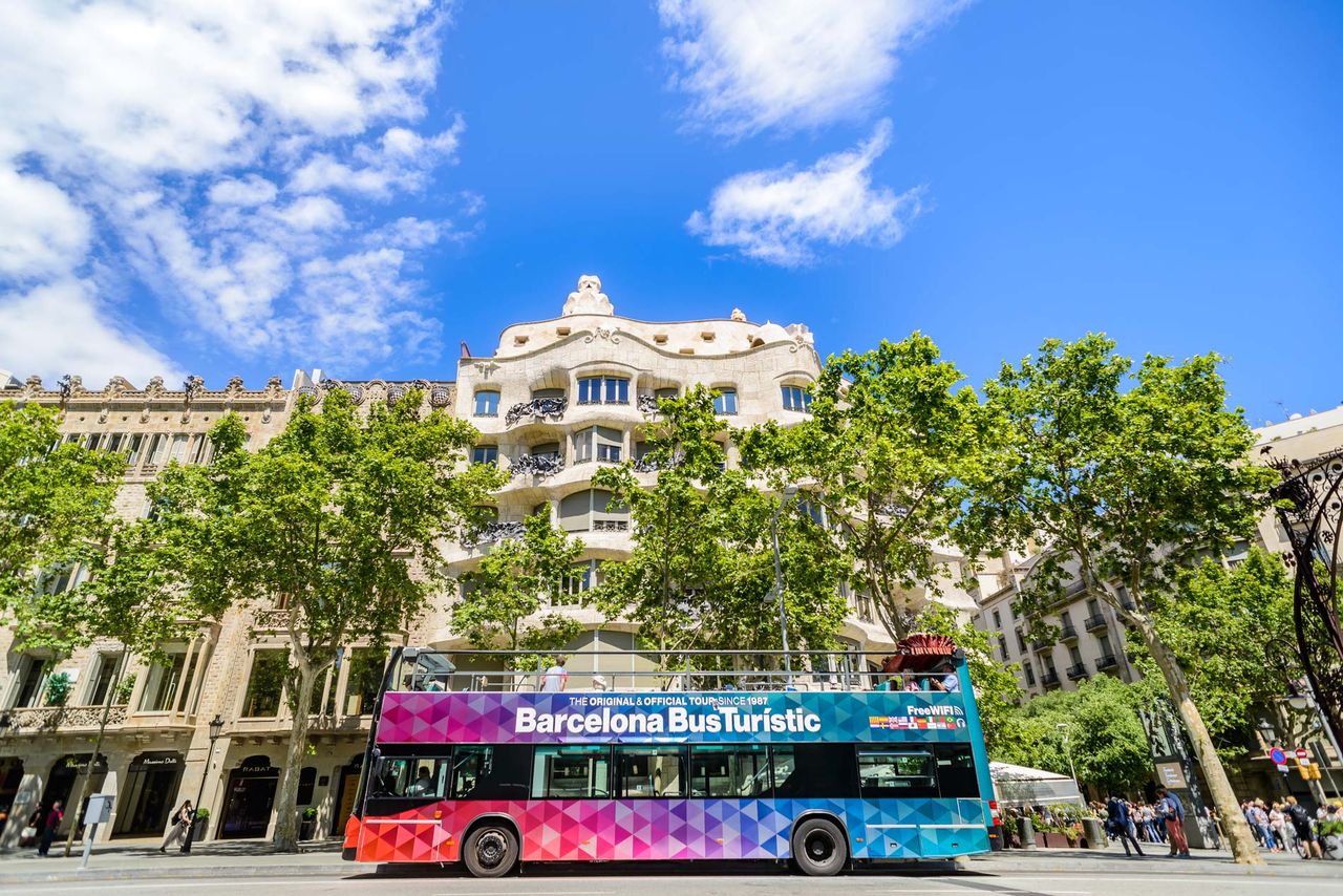 Barcelona: Hop-on Hop-off Bus Tour